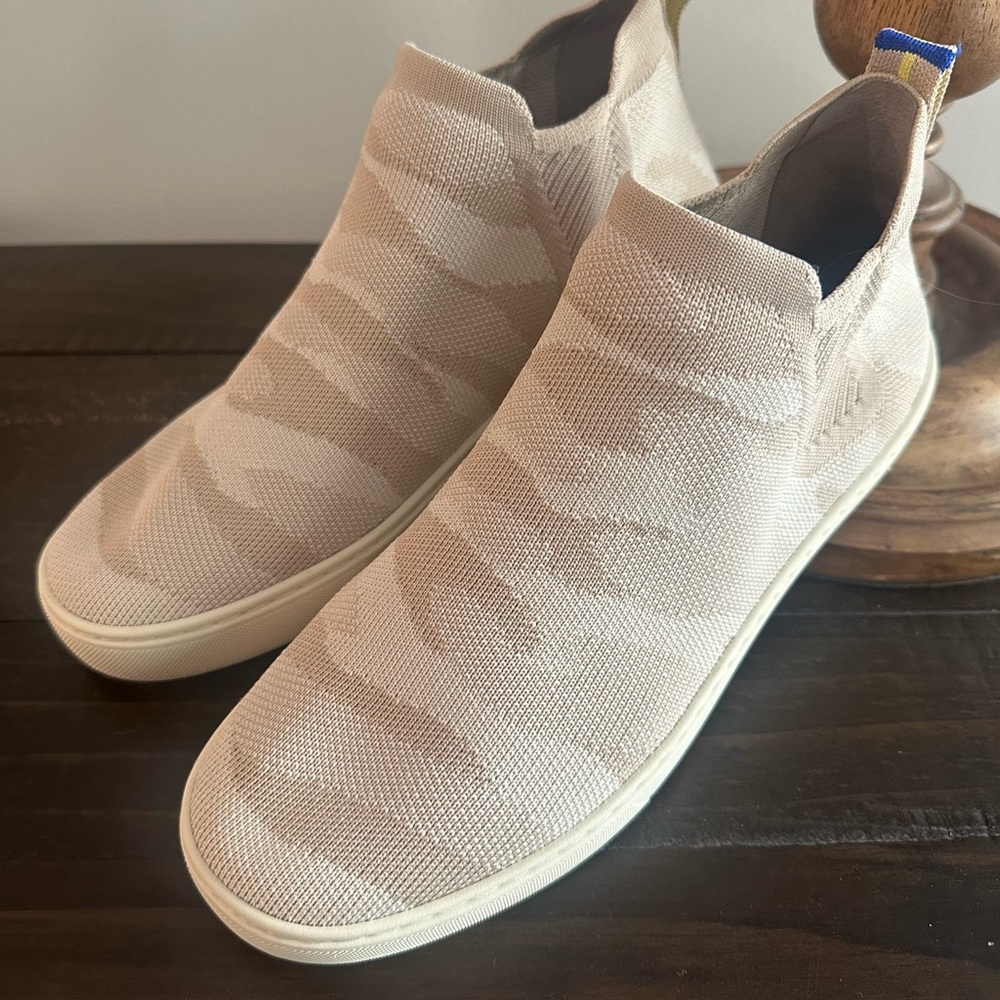 Rothy’s Birch Camo Chelsea Boots | Size 9.5 | VGUC